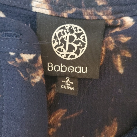 👑 Navy Blue Floral Print Bobeau Top Sleeveless - Picture 2 of 2